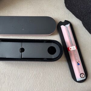 🐝 Dyson styler straightener *NWB* DEAL!! 🐝